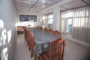 Hotel Country Heights,,3 star