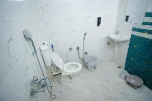 click find stay orderly bazar