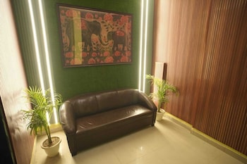 Click Find Stay Orderly Bazar,,2 star