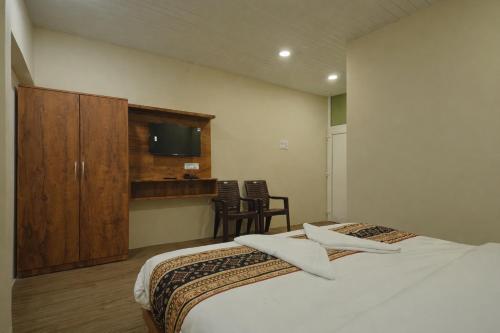 click find stay orderly bazar