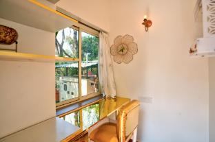 House Of Anjuna 3Br Studio With Pool By Homeyhuts,,4 star