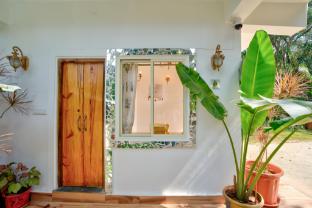house of anjuna 3br studio with pool by homeyhuts