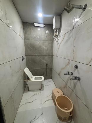hotel aashirwad