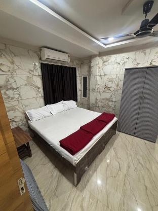 hotel aashirwad