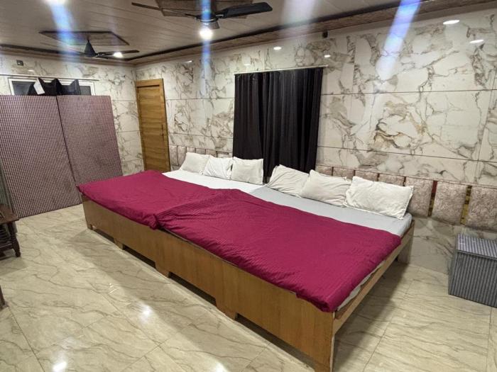 hotel aashirwad