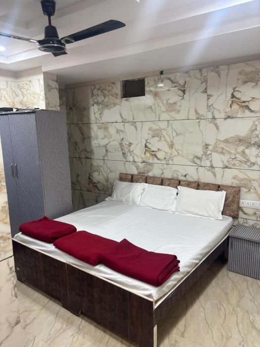 hotel aashirwad