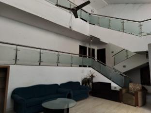 hotel saiba lodging