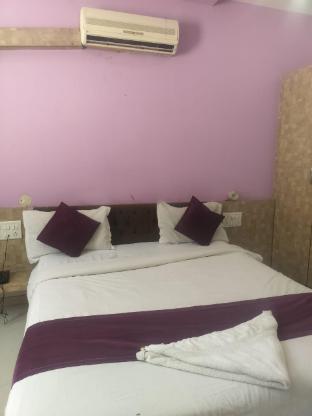 hotel saiba lodging