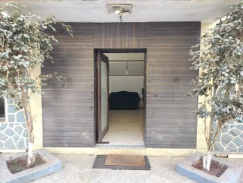 hotel saiba lodging