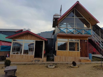 Auli Goldcrest,,2 star