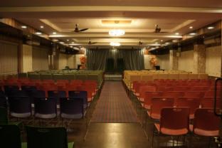 hotel grand inn jamkhandi