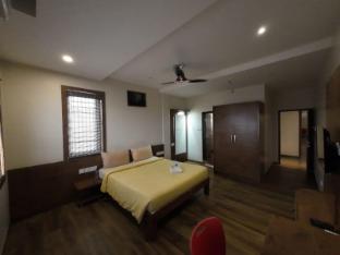 hotel grand inn jamkhandi