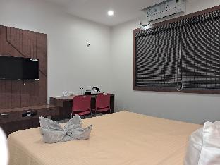 hotel grand inn jamkhandi