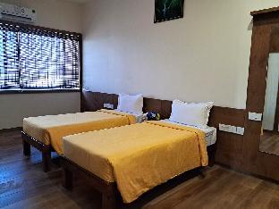 hotel grand inn jamkhandi