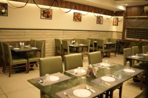 hotel grand inn jamkhandi
