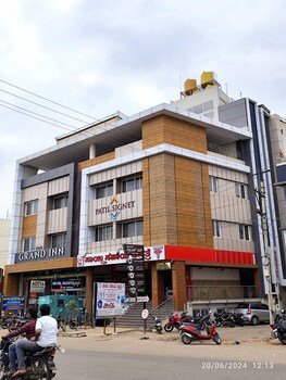 hotel grand inn jamkhandi