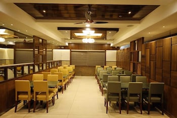 Hotel Grand Inn Jamkhandi,,4 star