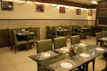 Hotel Grand Inn Jamkhandi,,4 star