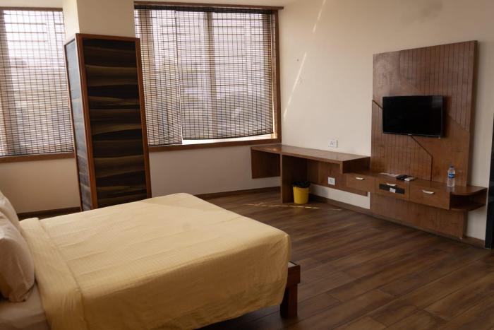 hotel grand inn jamkhandi