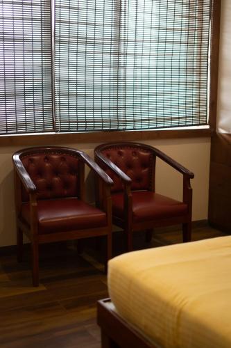 hotel grand inn jamkhandi