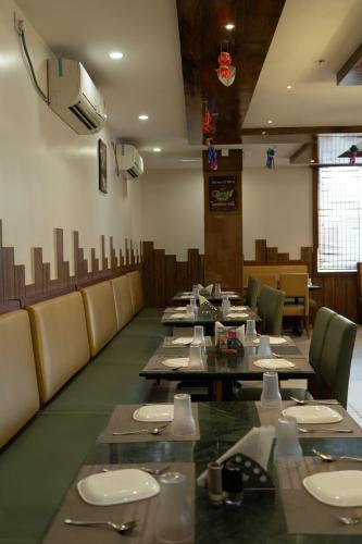 hotel grand inn jamkhandi