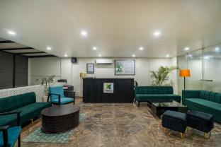 treebo twin tree suites