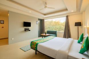 treebo twin tree suites