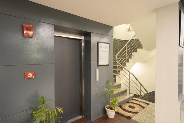 treebo twin tree suites