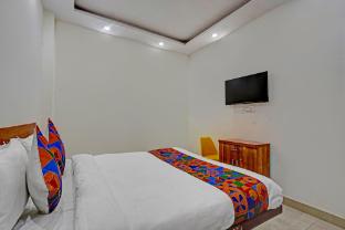 via shahdara residency