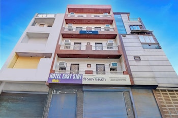 Via Shahdara Residency,,3 star