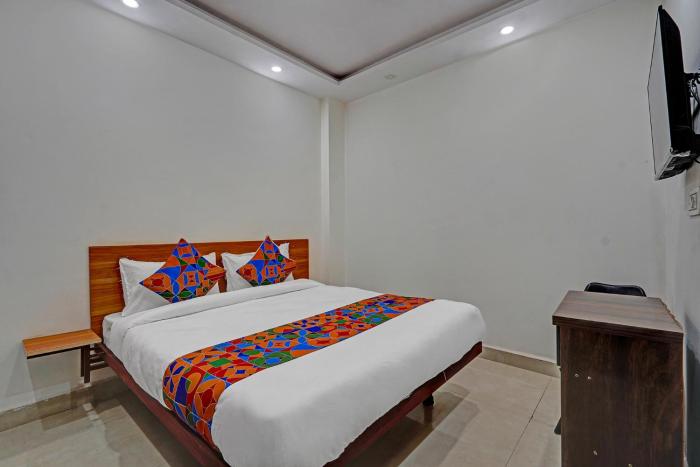 via shahdara residency