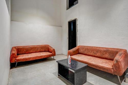 ay plus regency hotel