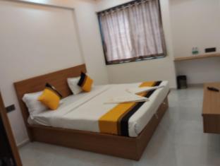 ay plus regency hotel