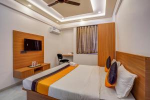 ay plus regency hotel