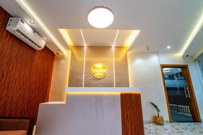 zoho suites