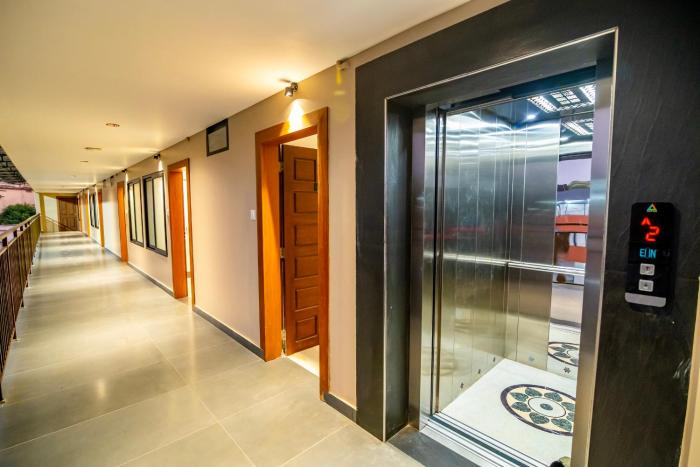 zoho suites
