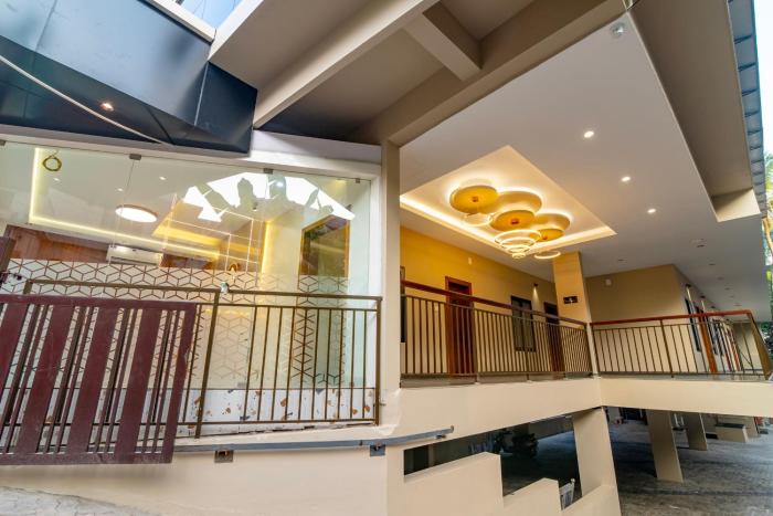 zoho suites