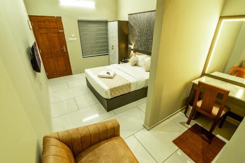 zoho suites