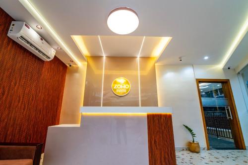 zoho suites