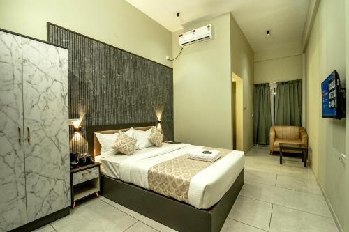 zoho suites