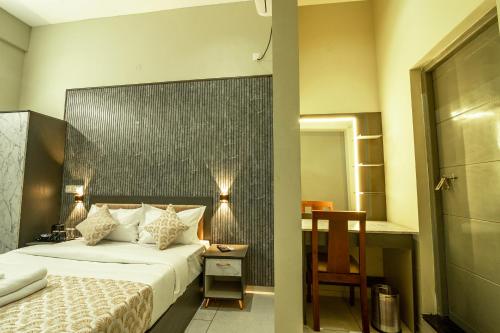 zoho suites