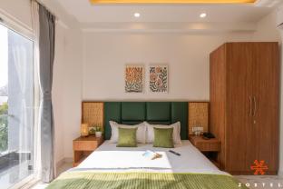 zostel noida