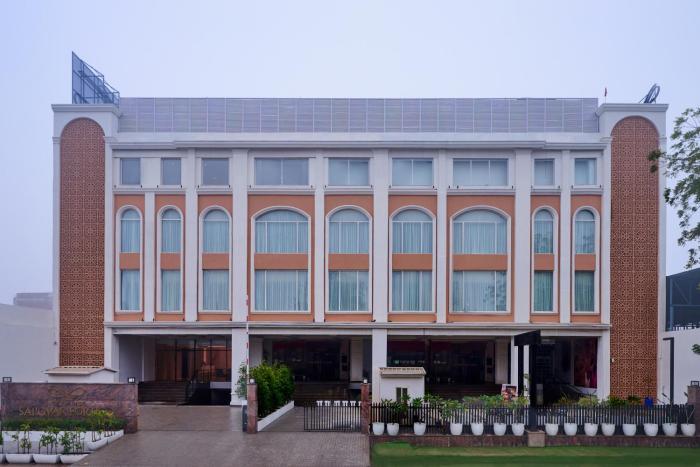 skywings sarovar portico mathura