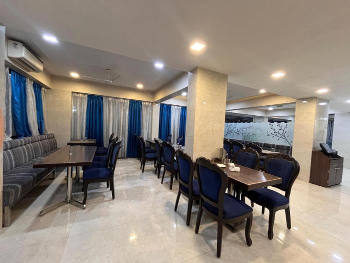 hotel regency international