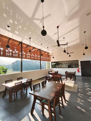 vaigayi ayurvedic resort
