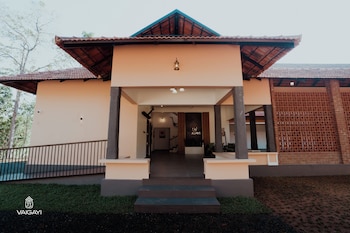 vaigayi ayurvedic resort