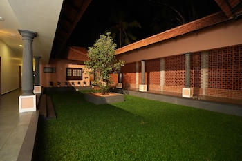 vaigayi ayurvedic resort