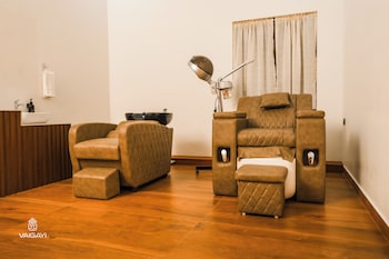 vaigayi ayurvedic resort