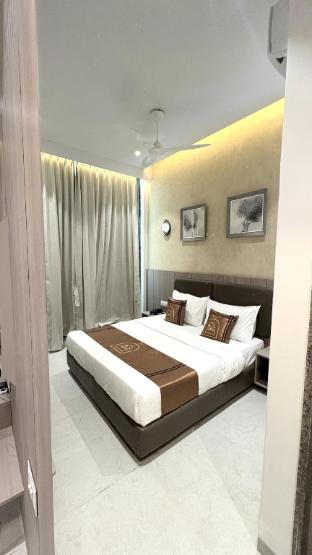 hotel unicorn althan surat
