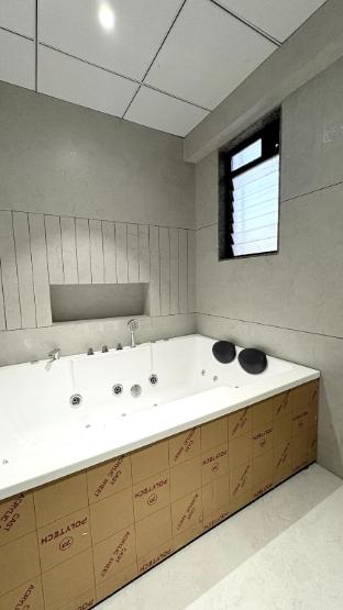 hotel unicorn althan surat